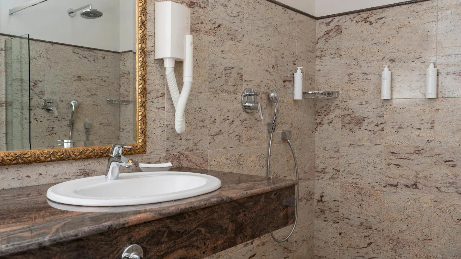 Grand Hotel Di Parma | Una Esperienze